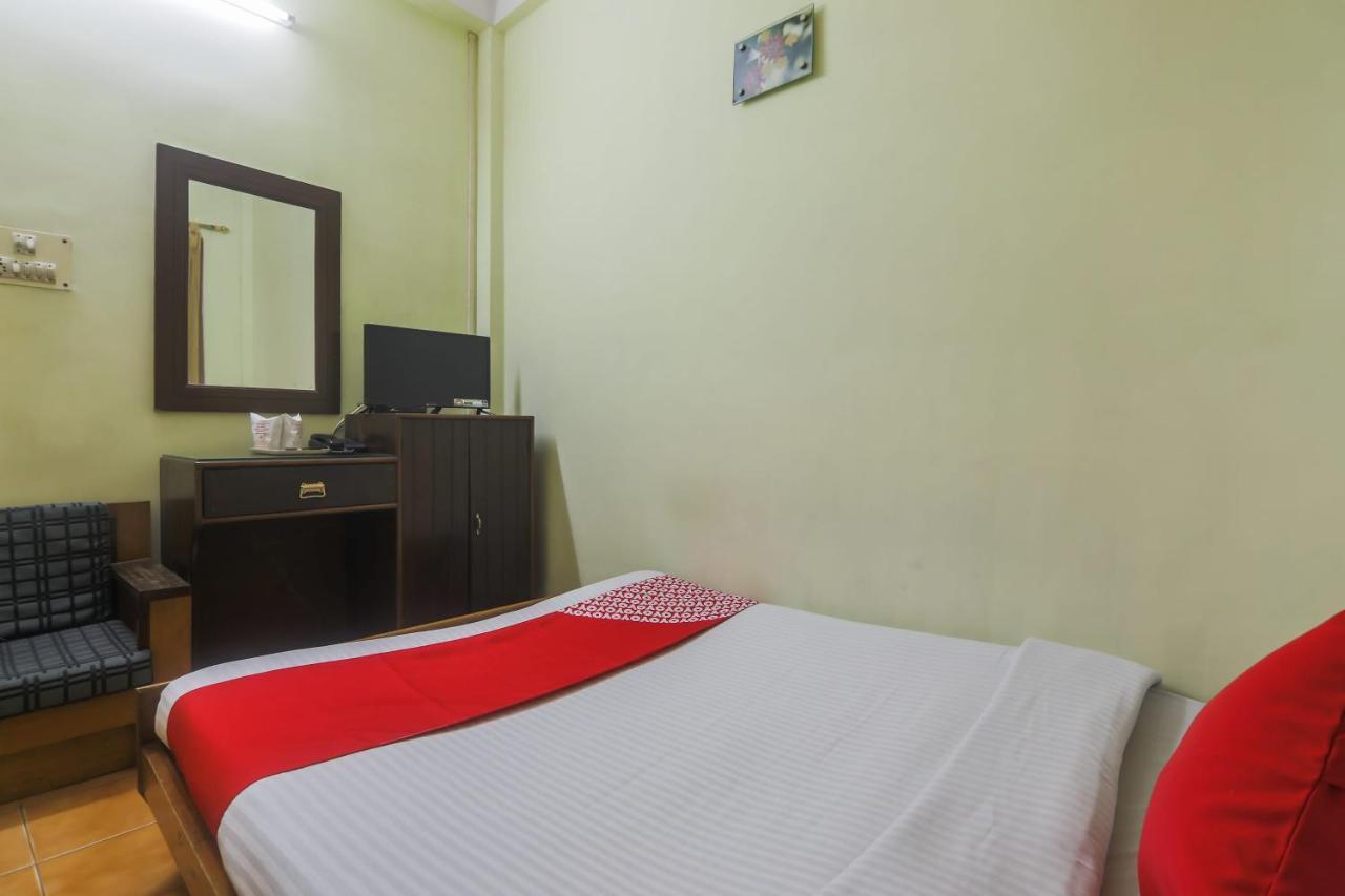 Oyo Hotel Grand City Tezpur Esterno foto